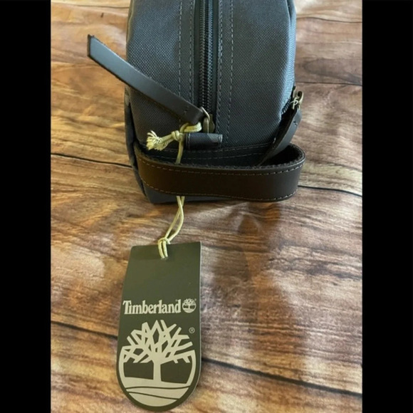 Timberland Camo Canvas Dopp Kit, NWT - Picture 6 of 7